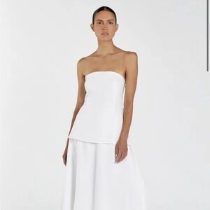 DISSH Elegant White Strapless Maxi Dress